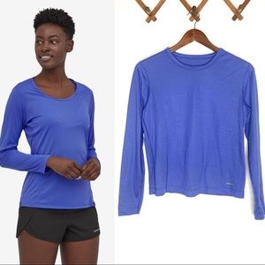 PATAGONIA Long Sleeved Capilene Cool Lightweight Workout Shirt in Periwinkle